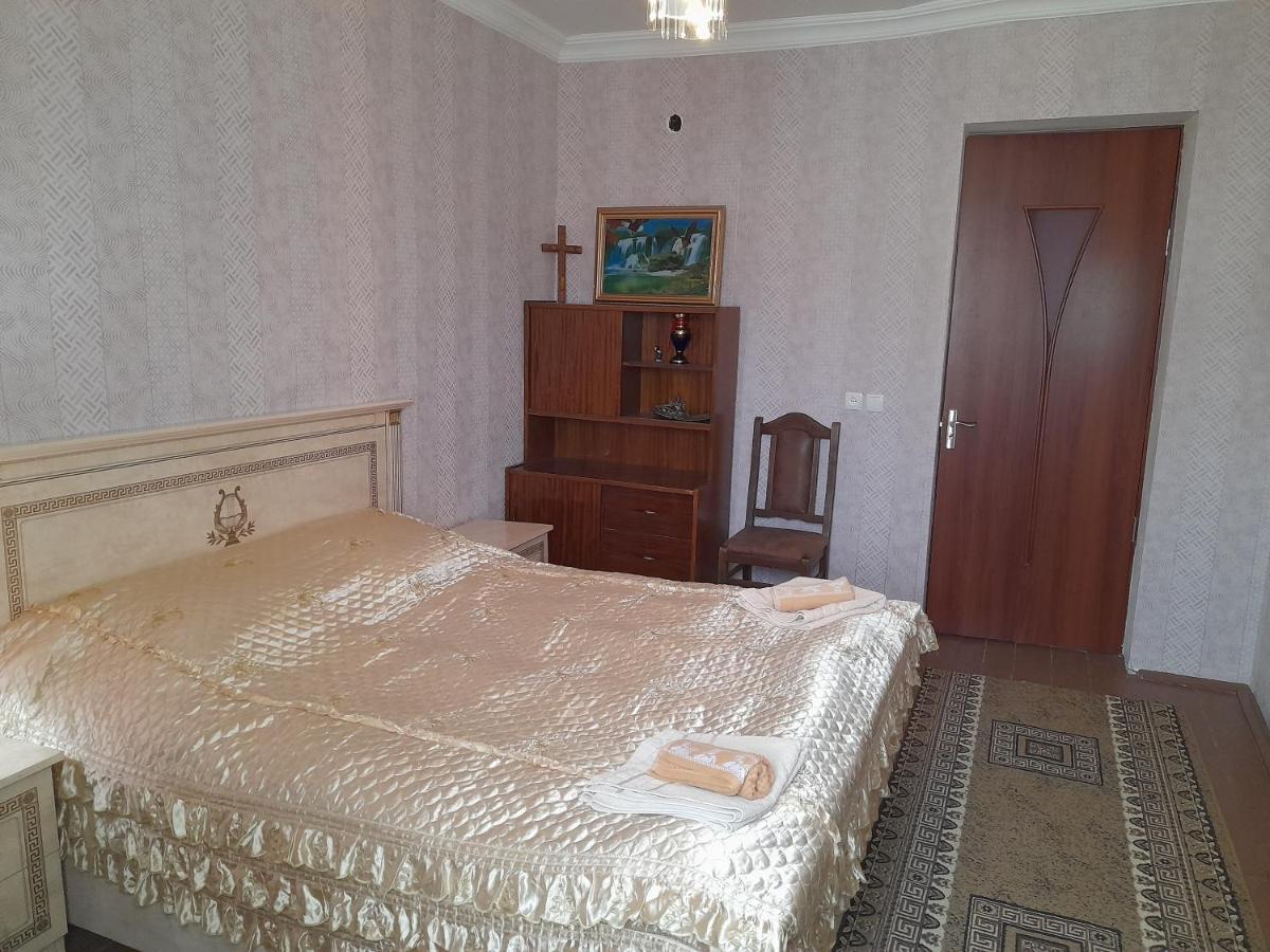 Udabno Naili Hotell Exteriör bild
