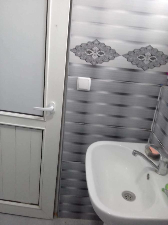 Udabno Naili Hotell Exteriör bild